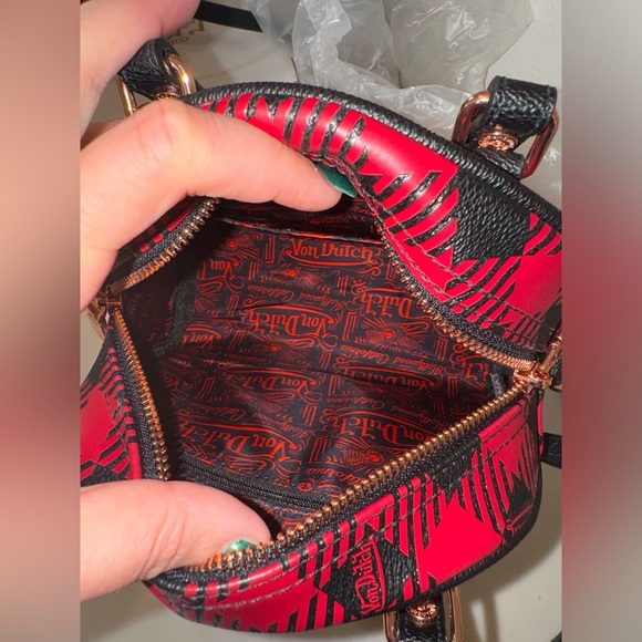 NWOT Von Dutch Red Plaid Crossbody Bag - Picture 4 of 12